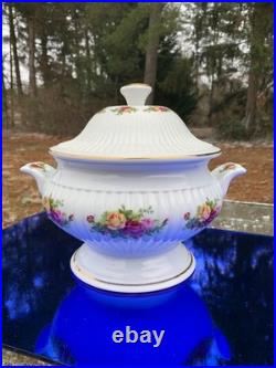 Royal Albert Old Country Roses HUGE Covered Tureen 9.5 Tall x 12 wide NEW MINT