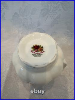 Royal Albert Old Country Roses Holiday Creamer Pitcher And Sugar Dish 3 Pieces
