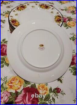 Royal Albert Old Country Roses Holiday Dinner 8 Plates