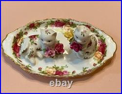Royal Albert Old Country Roses Kitty Cat Kitten Posy Salt Pepper Shaker Set Tray