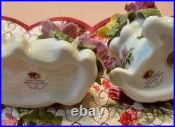 Royal Albert Old Country Roses Kitty Cat Kitten Posy Salt Pepper Shaker Set Tray
