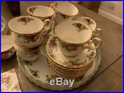 Royal Albert Old Country Roses LOT Teapot Cream Sugar 12 Cup & Saucers Platters