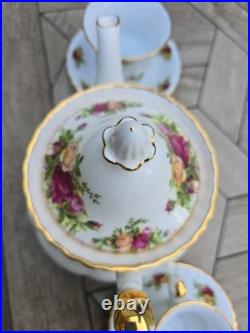 Royal Albert Old Country Roses Large 6 Cup Teapot Cups Saucers Made In England