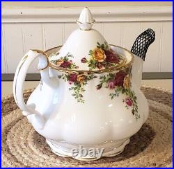 Royal Albert Old Country Roses Large Floral / White Teapot Royal Doulton New