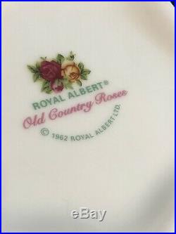 Royal Albert Old Country Roses Large Pedestal Flower Bowl Vase With Stem Holder