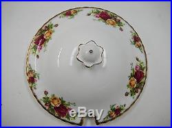 Royal Albert Old Country Roses Large Soup Tureen 1962 Excellent Condition Royal Albert Old Country Roses Large Soup Tureen 1962 Excellent Condition