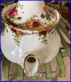 Royal Albert Old Country Roses Large Teapot 22k Gold Bone China 42 Oz 8 New