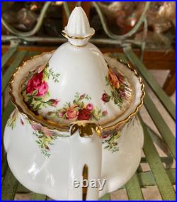 Royal Albert Old Country Roses Large Teapot 22k Gold Bone China 42 Oz 8 New