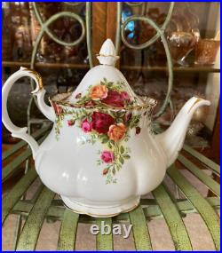 Royal Albert Old Country Roses Large Teapot 22k Gold Bone China 42 Oz 8 New