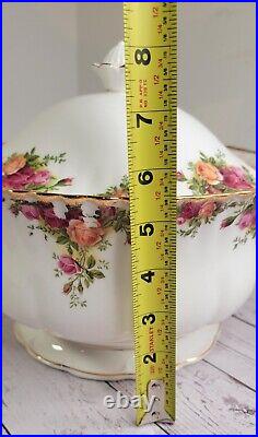 Royal Albert Old Country Roses Large Tureen Lid Rare Made In England VGC