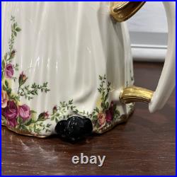 Royal Albert Old Country Roses Large Victorian Tea Table Teapot Cardew design Royal Albert Old Country Roses Large Victorian Tea Table Teapot Cardew design