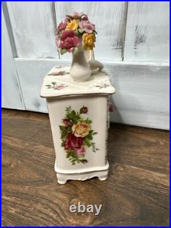 Royal Albert Old Country Roses Music Box Dresser 1962 Beautiful Dreamer