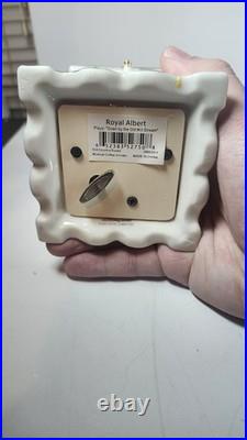 Royal Albert Old Country Roses Musical Coffee Grinder Trinket Box NIB