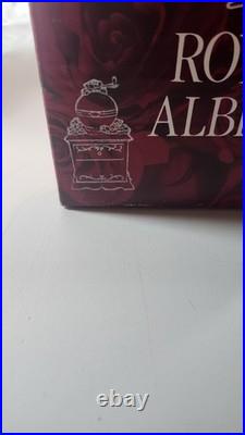 Royal Albert Old Country Roses Musical Coffee Grinder Trinket Box NIB