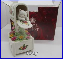 Royal_Albert_Old_Country_Roses_Musical_Mailbox_With_Kitten_Mint_in_Box_Works_01_lr