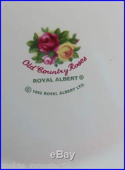 Royal Albert Old Country Roses Musical Piano RARE