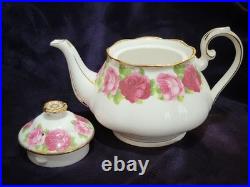 Royal Albert Old Country Roses Old English Rose 4 Piece Set Teapot + Creamer