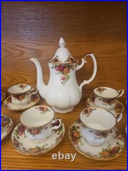 Royal Albert Old Country Roses Original Fine China Coffee Pot, Cups & saucers