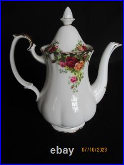 Royal Albert Old Country Roses Pattern 21 Piece Coffee Service. Large 2¼pt. Pot Royal Albert Old Country Roses Pattern 21 Piece Coffee Service. Large 2¼pt. Pot