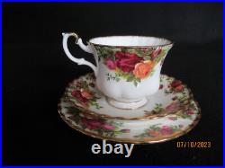 Royal Albert Old Country Roses Pattern 21 Piece Coffee Service. Large 2¼pt. Pot Royal Albert Old Country Roses Pattern 21 Piece Coffee Service. Large 2¼pt. Pot