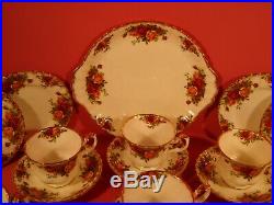 Royal Albert Old Country Roses Pattern, 27 Piece Tea Set, 1st Quality 1962-73