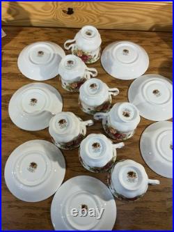 Royal Albert Old Country Roses Pattern Set Of 7 Tea Cups And Saucers New 1962 Royal Albert Old Country Roses Pattern Set Of 7 Tea Cups And Saucers New 1962