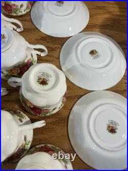 Royal Albert Old Country Roses Pattern Set Of 7 Tea Cups And Saucers New 1962 Royal Albert Old Country Roses Pattern Set Of 7 Tea Cups And Saucers New 1962