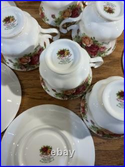 Royal Albert Old Country Roses Pattern Set Of 7 Tea Cups And Saucers New 1962 Royal Albert Old Country Roses Pattern Set Of 7 Tea Cups And Saucers New 1962