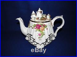Royal Albert Old Country Roses Paul Cardew Large Victorian Table Teapot
