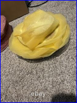 Royal Albert Old Country Roses Plates & Saucer