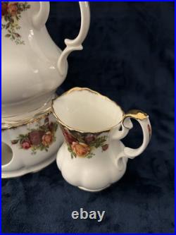Royal Albert Old Country Roses Porcelain 4 Pc Teapot & Warmer Creamer & Sugar Royal Albert Old Country Roses Porcelain 4 Pc Teapot & Warmer Creamer & Sugar