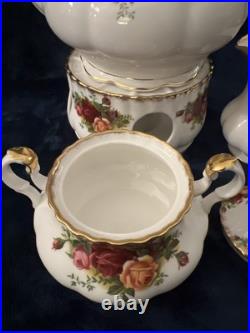 Royal Albert Old Country Roses Porcelain 4 Pc Teapot & Warmer Creamer & Sugar Royal Albert Old Country Roses Porcelain 4 Pc Teapot & Warmer Creamer & Sugar