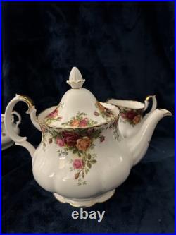 Royal Albert Old Country Roses Porcelain 4 Pc Teapot & Warmer Creamer & Sugar Royal Albert Old Country Roses Porcelain 4 Pc Teapot & Warmer Creamer & Sugar