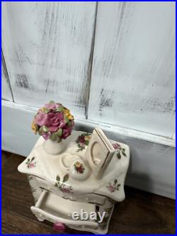 Royal Albert Old Country Roses Porcelain Music Box Dresser'62 Beautiful Dreamer