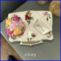 Royal Albert Old Country Roses Porcelain Music Box Dresser'62 Beautiful Dreamer Royal Albert Old Country Roses Porcelain Music Box Dresser'62 Beautiful Dreamer