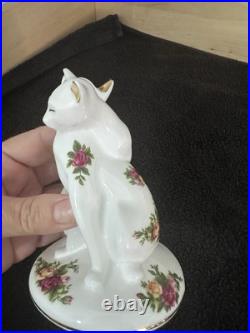 Royal Albert Old Country Roses. RARE- discontinued piece Entangled Siamese cats