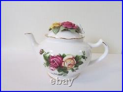 Royal Albert Old Country Roses Rose Bouquet Teapot