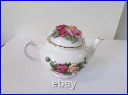 Royal Albert Old Country Roses Rose Bouquet Teapot