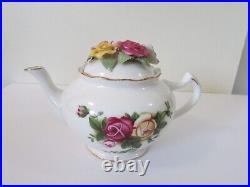Royal Albert Old Country Roses Rose Bouquet Teapot
