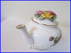 Royal Albert Old Country Roses Rose Bouquet Teapot