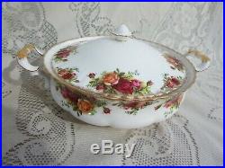 Royal Albert Old Country Roses Round Covered Vegetable Bowl Dish 8 3/4