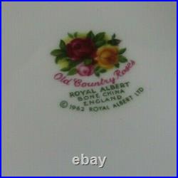 Royal Albert Old Country Roses Round Covered Vegetable Bowl Serving Dish w Lid