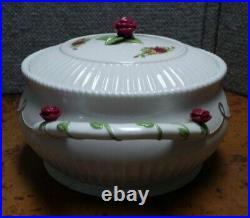 Royal Albert Old Country Roses Round Covered Vegetable Serving Bowl Gold Rope