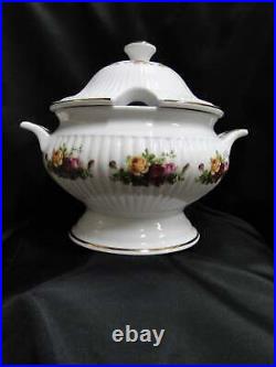 Royal Albert Old Country Roses Round Soup Tureen with Lid & Handles