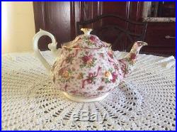 Royal Albert Old Country Roses Ruby Celebration Pink Chintz Tea pot