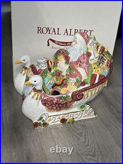 Royal Albert Old Country Roses Santa Sleigh Christmas Tureen Centerpiece Decor