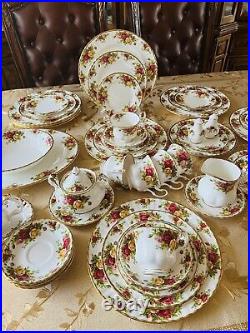 Royal Albert Old Country Roses. Service For 8 with Serving pieces