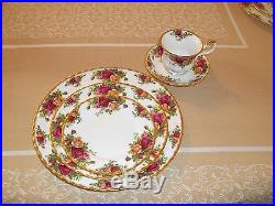 Royal Albert Old Country Roses Service for 8