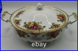 Royal Albert Old Country Roses Serving Set Ideal for Xmas