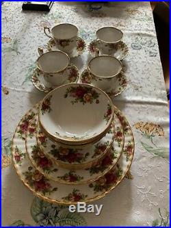 Royal Albert Old Country Roses Set Dinner Salad Small Plates 4 Bowls & Teacup